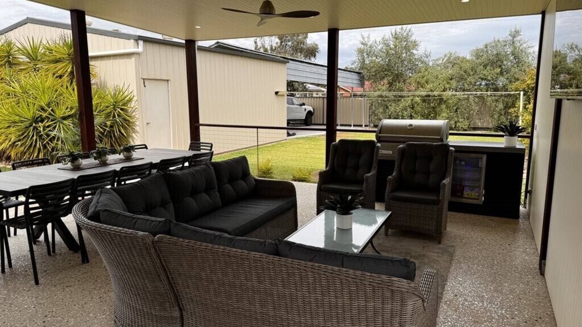 Bundalong House | Bundalong Retreat with NEW alfresco area