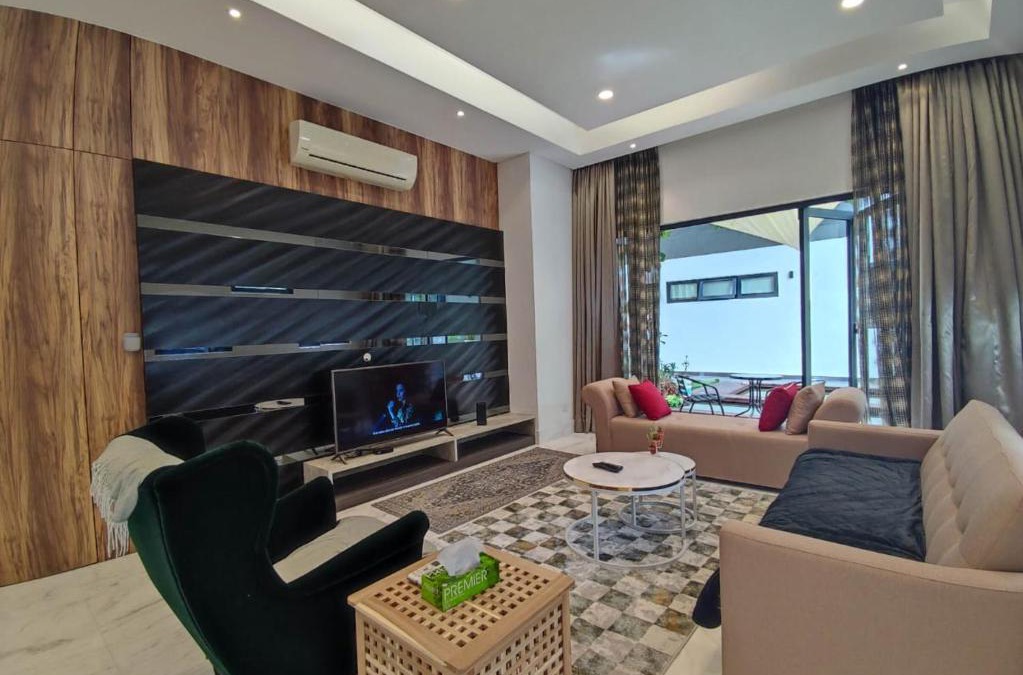Seksyen 13 Villa | Bunga Raya Villa By Malvacae Homestays Shah Alam