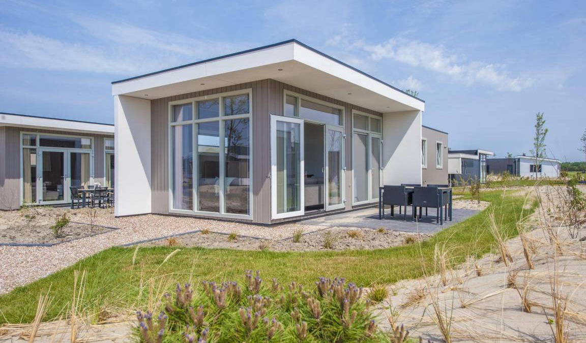 Municipality of Hellevoetsluis House | Bungalow ∙ 2 bedrooms ∙ 4 guests