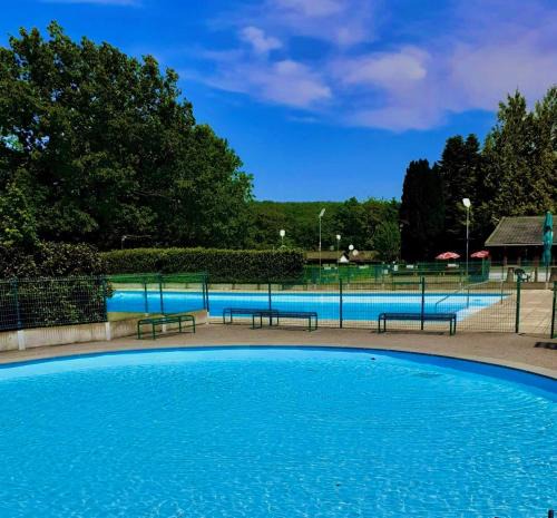 Bauche Other | Bungalow avec piscine