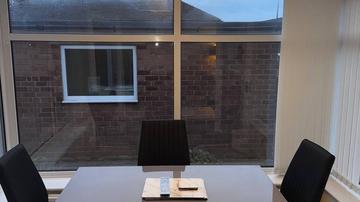 Cheadle House | Bungalow Bliss: Recently Renovated 3 Bedroom Stay