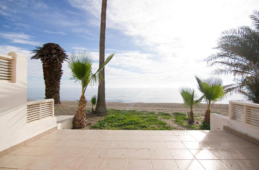 Roquetas de Mar Apartment | Bungalow de Lujo a pie de playa en Aguadulce