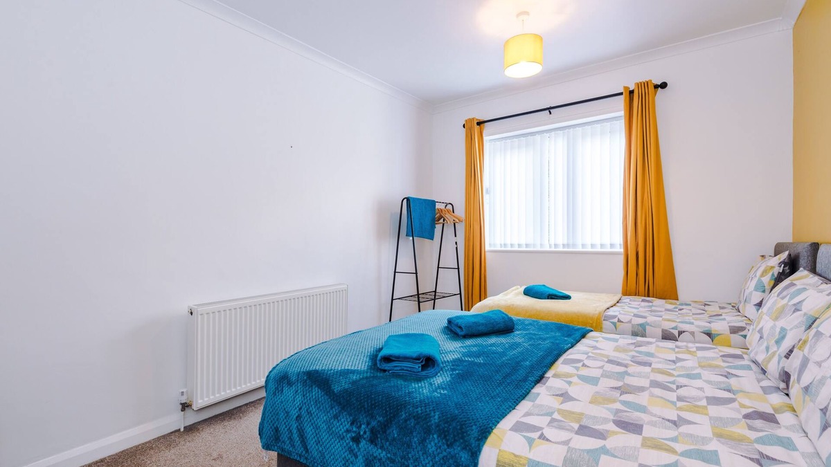 Padeswood House | Bungalow/detached/Spacious/pool table/Driveway