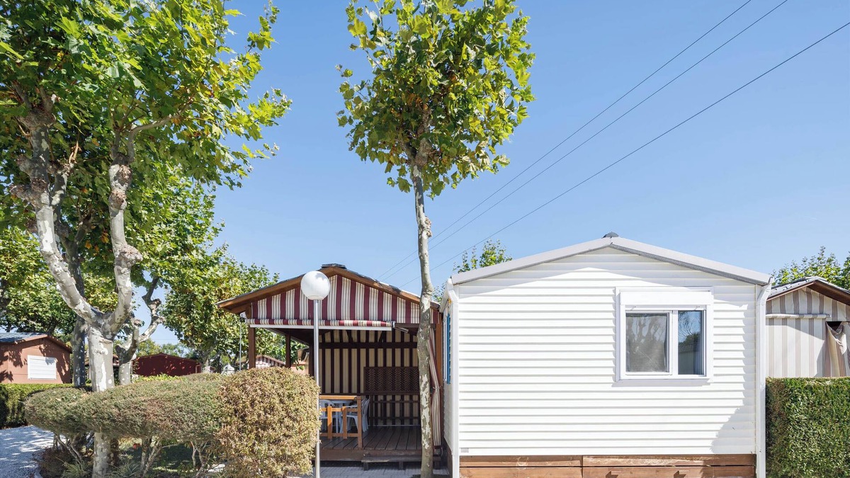 Balea House | Bungalow 'E' with Private Pool, Private Terrace and Wi-Fi