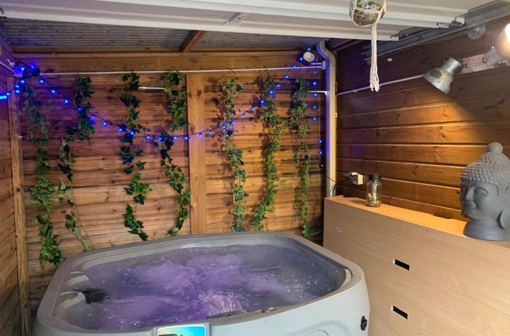 La Possession House | Bungalow et jacuzzi privatifs