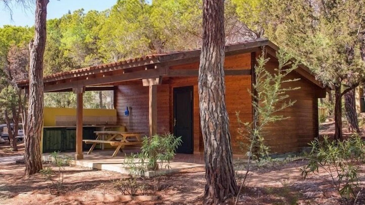 Cala Gonone House | Bungalow for 4 people, 4 star camping of Cala Gonone, 200 m away from beach