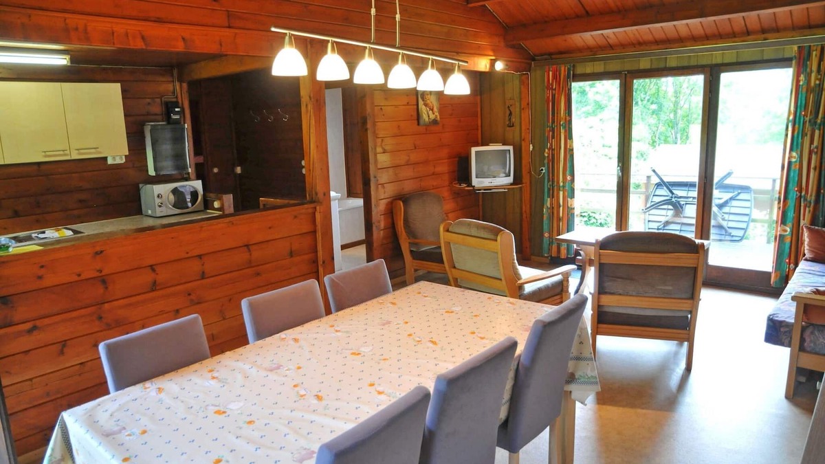 Jupille House | Bungalow in Belgium near Green Hills