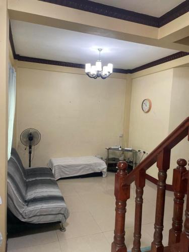 Naga House | Bungalow In Concepcion Grande
