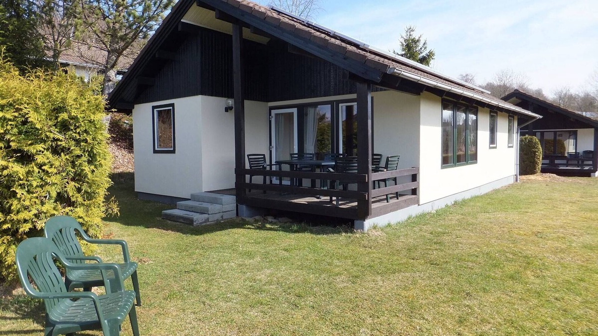Kronenburg House | Bungalow in Eifelpark near Kronenburger Lake