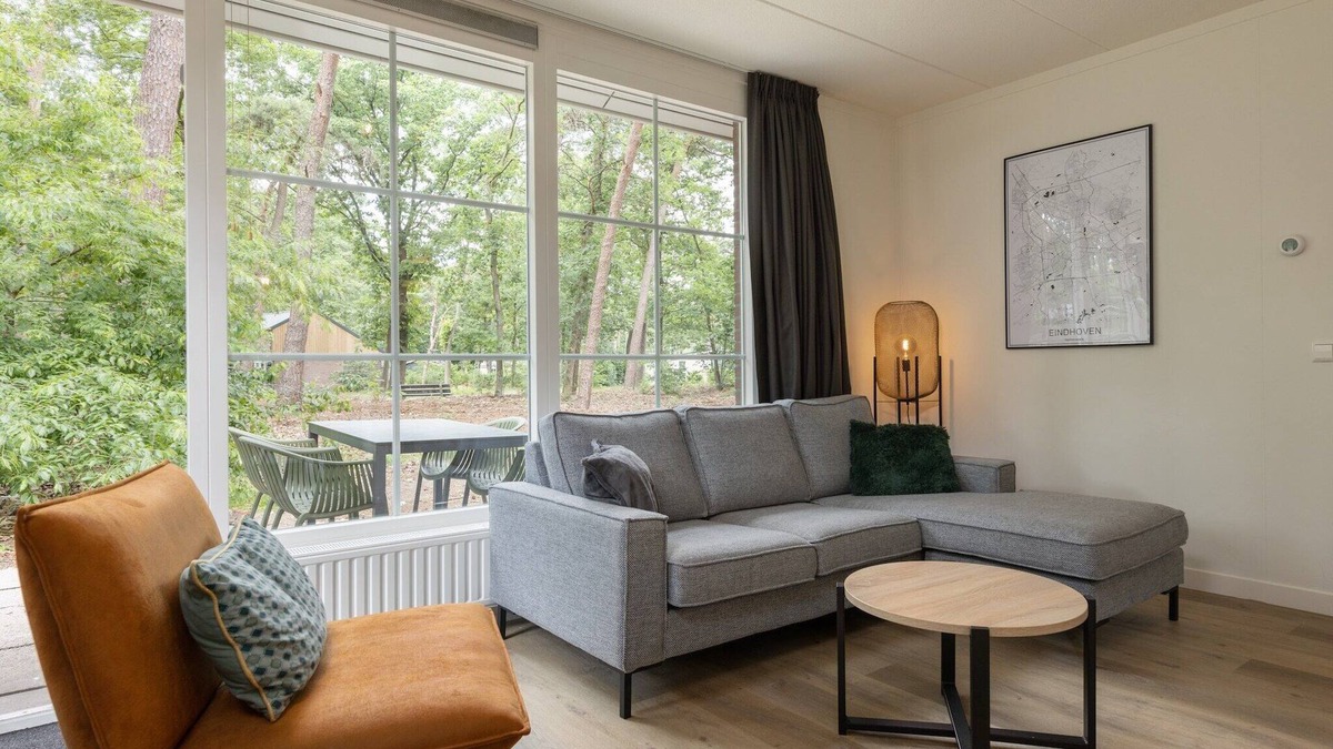 Vlierden House | Bungalow in Park De Peel - Car-Free Retreat