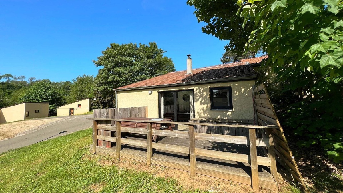 Ethe House | Bungalow in Virton near Vallée de Rabais Lake