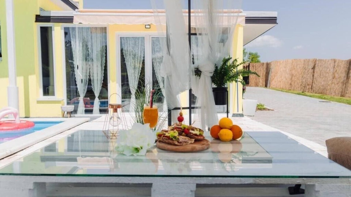 Stari Banovci House | Bungalow Lux