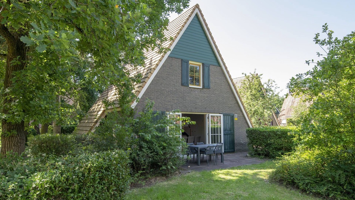 Municipality of Oosterhout House | Bungalow near Breda & De Biesbosch Park