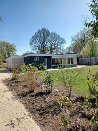 Zuidwolde House | Bungalow net buiten Zuidwolde