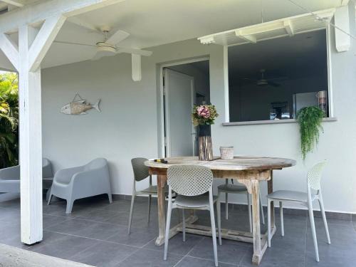 Dubedou Apartment | Bungalow proche de la plage de l'anse à l'eau