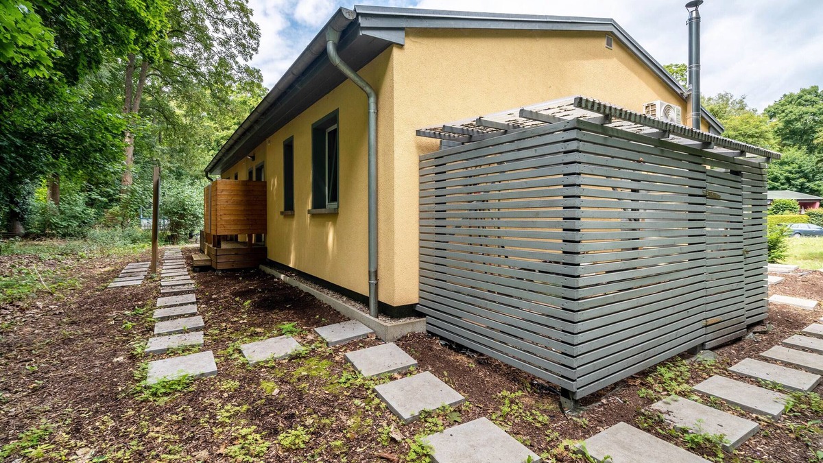 Muritz House | Bungalow 'Seeperle 1' with Lake View, Private Terrace and Private Garden