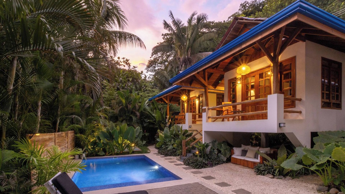 Playa Santa Teresa House | Bungalow Sereno - Beach Chic!