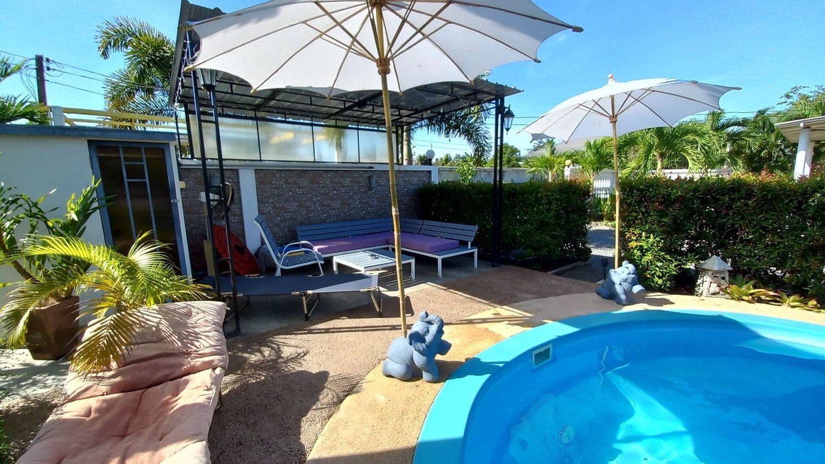 Rayong House | Bungalow with pool near the beach Had Mae Ramphueng/Koh Samet