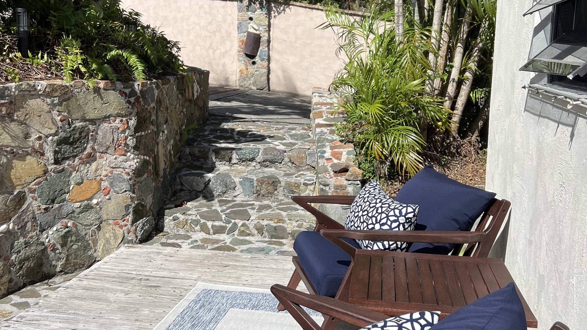 Estate Pastory House | Bungalow with private pool and hot tub