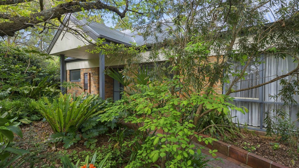 Croydon House | Bungunyah Apartments: Kaori