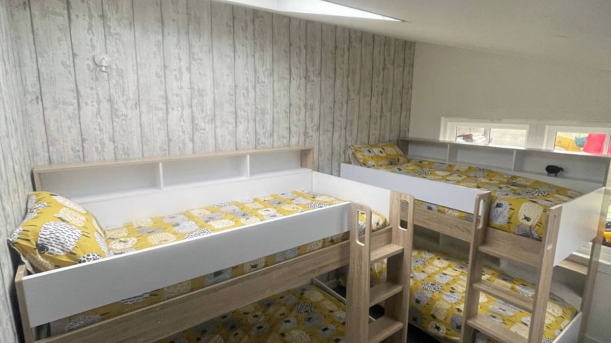 Baleshare House | Bunk bed room for 4 next to the sea