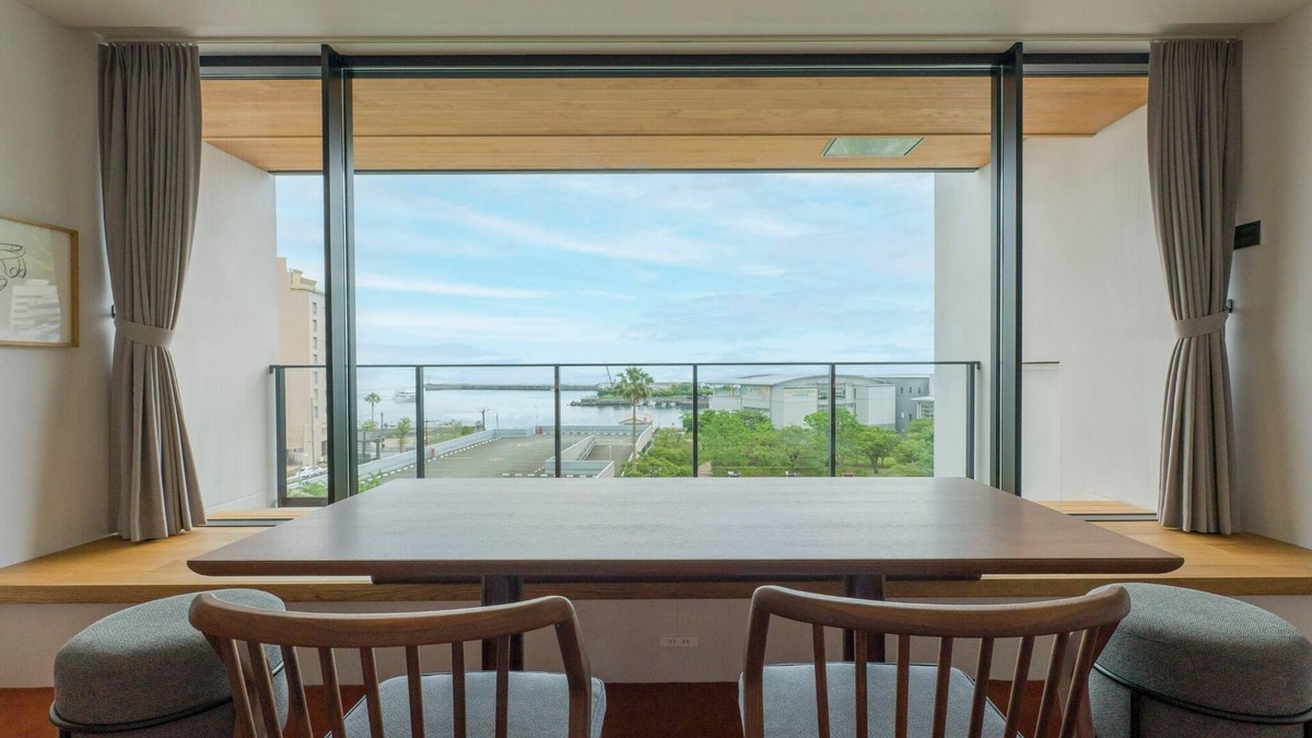 Atami Hotel | Bunk bed RoomNopets allowed1offsite parking lot/Atami Shizuoka