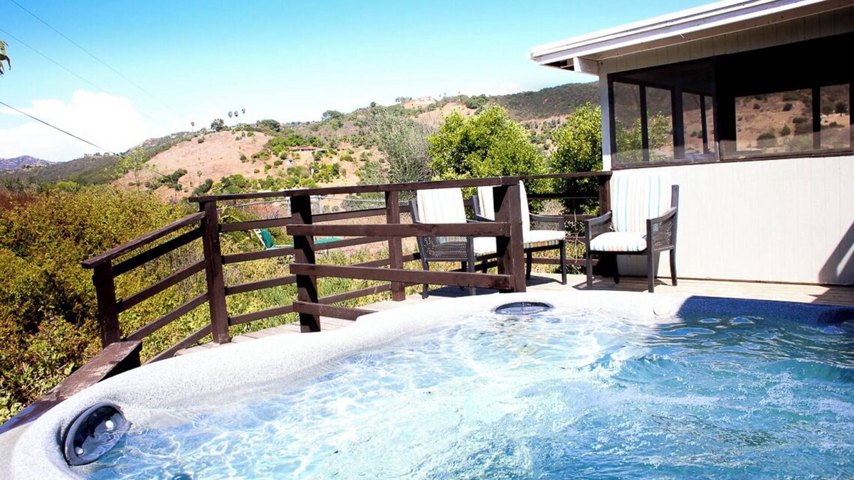 Rainbow CDP Other | Bunny Hill Farmstay with Hottub