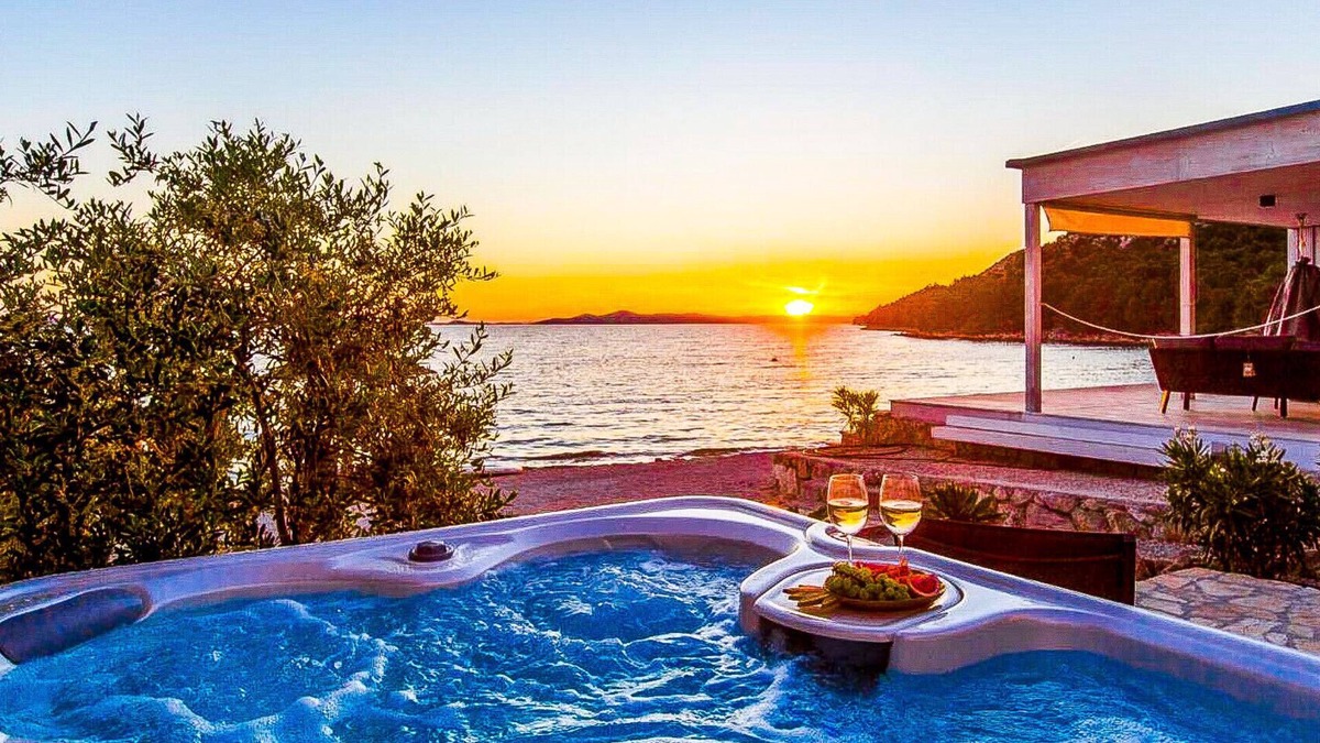 Drage Villa | BUQEZ ECO RESORT - Villa 18 - Beachfront