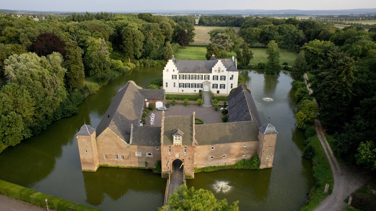 Heimerzheim Hotel | Burg Heimerzheim