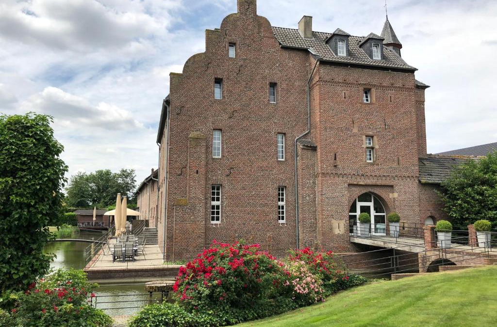 Niederzier Hotel | Burg Obbendorf
