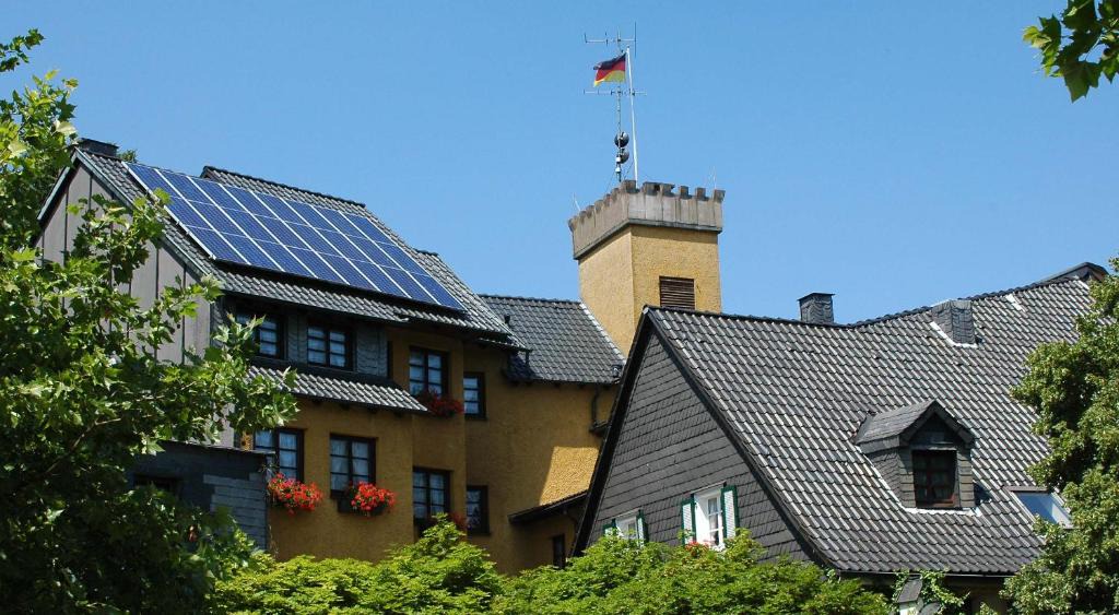 Volmarstein Hotel | Burghotel Volmarstein