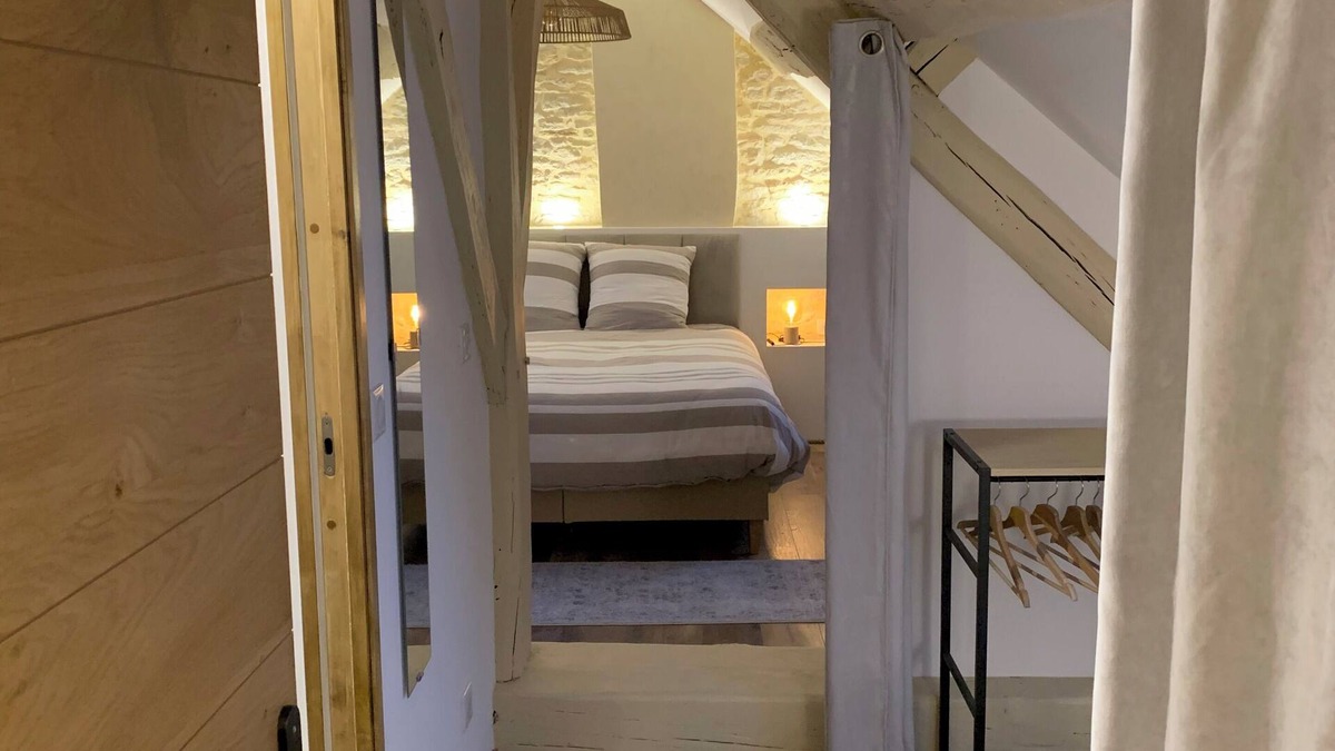 Savigny-les-Beaune House | Burgundy house and dovecote in the heart of a magnificent wine village