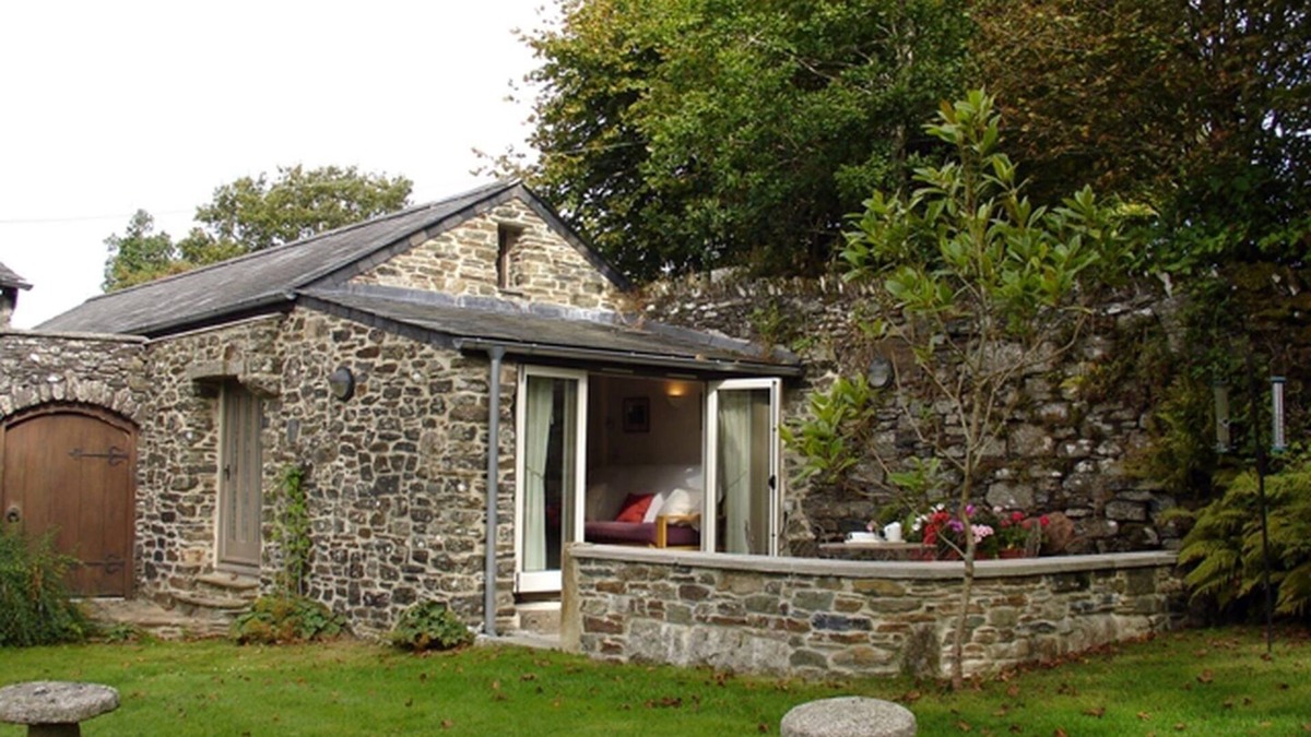 Walkhampton Cottage | BURHAM BARN, romantic, luxury holiday cottage in Dousland
