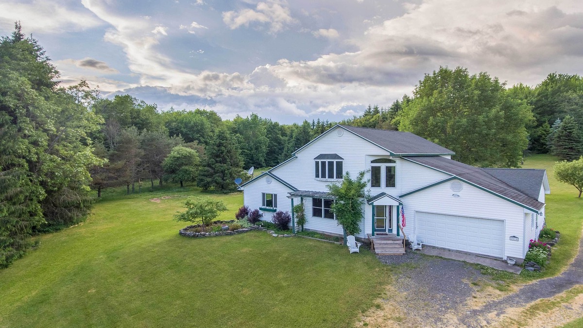 Burlington Flats House | Burlington Flats House < 13 Mi to Cooperstown!