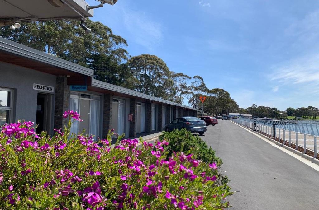 Wynyard Hotel | Burnie Airport Motel