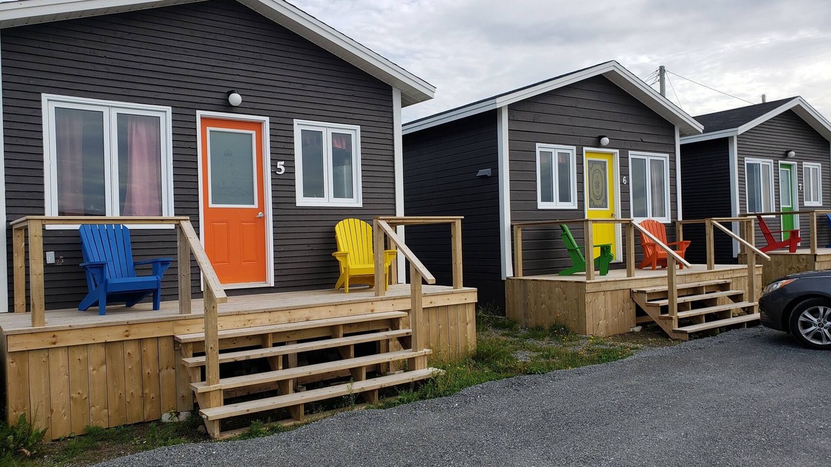 Raleigh Cottage | Burnt Cape Cabins