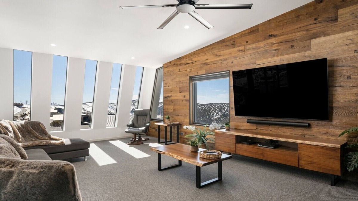 Hotham Heights Ski Chalet | Burramungee - Mt Hotham