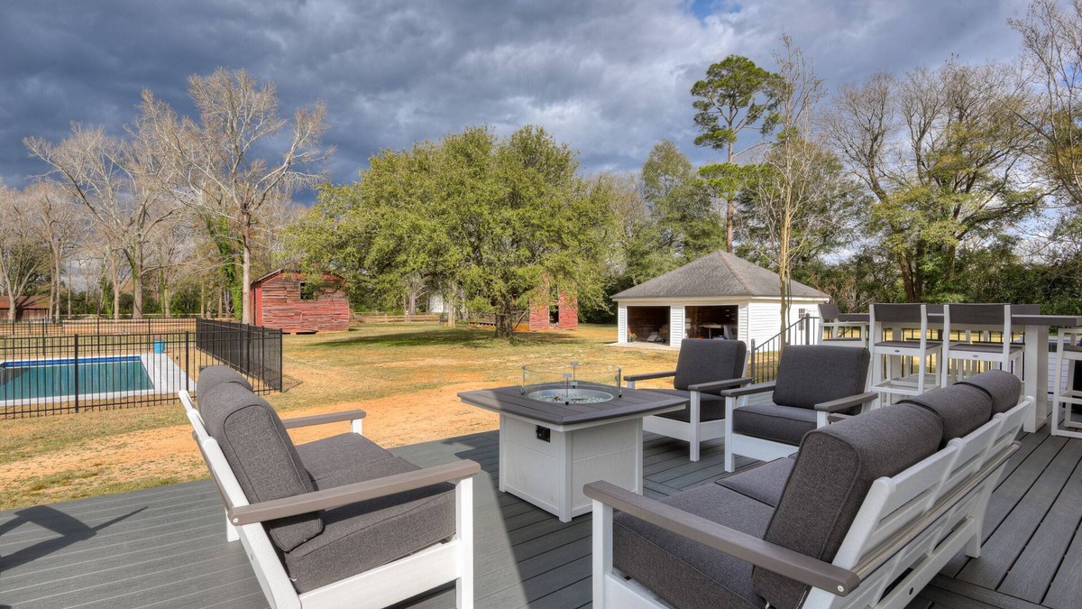 Aiken Bed & Breakfast | Burrell and Flynn's Farm