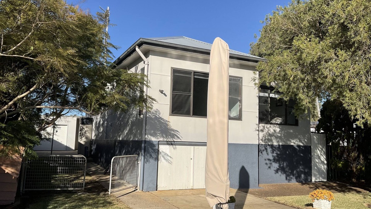 Shoalhaven House | Burrill Lake Accomodation. Close to Channel