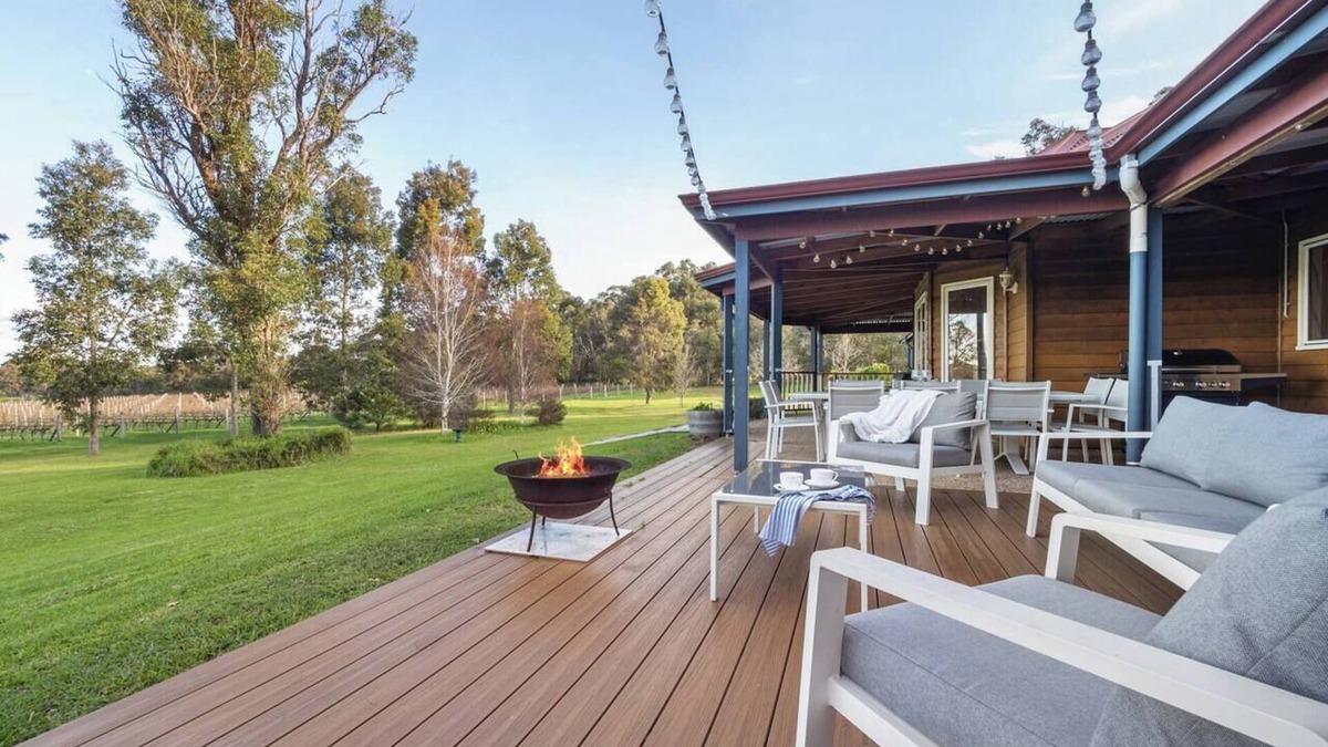 Wilyabrup House | Burton Farmhouse Reconnect with Nature and Family