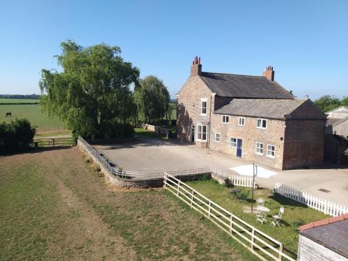 Ripley Bed & Breakfast | Burton Grange Farmhouse Bed and Breakfast