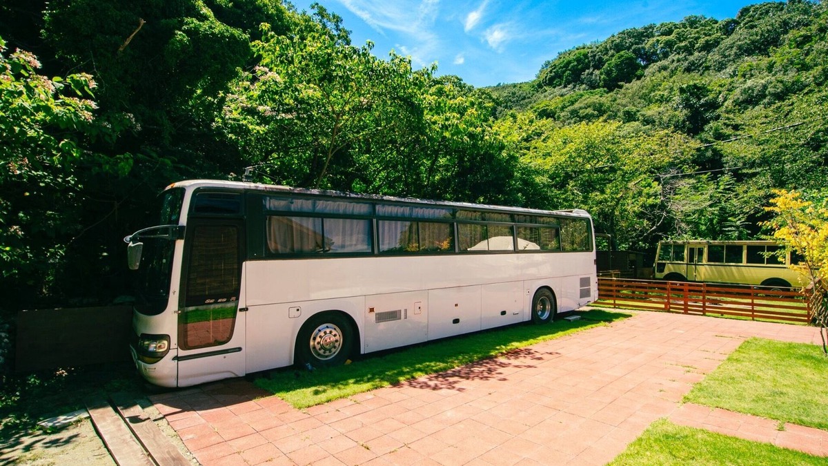 Sumoto RV Rental | Bus house3 people1 night 2 meals and free drinksRecommended for couples and friends/Sumoto City Hyōgo