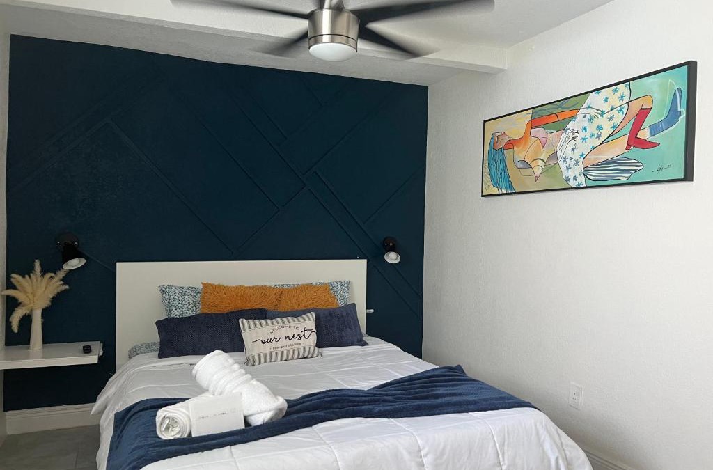 Sulphur Springs Apartment | Busch Gardens Bliss Suite -1