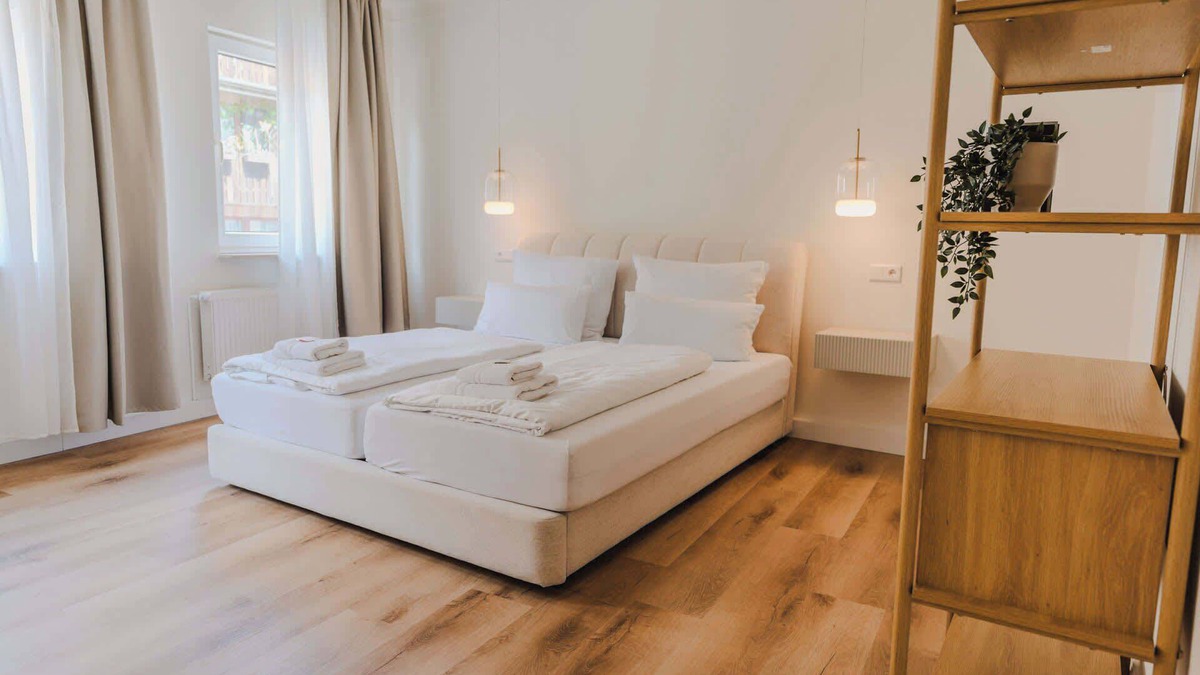 Oststadt/Stadtfeld Apartment | Business & Boutique Apartment - Parking lot