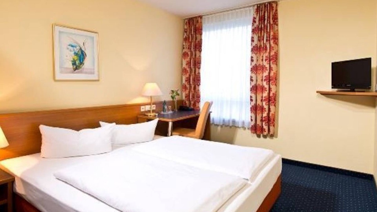 Suedvorstadt House | Business room - Early booking rate with breakfast - ACHAT Hotel Dresden Altstadt