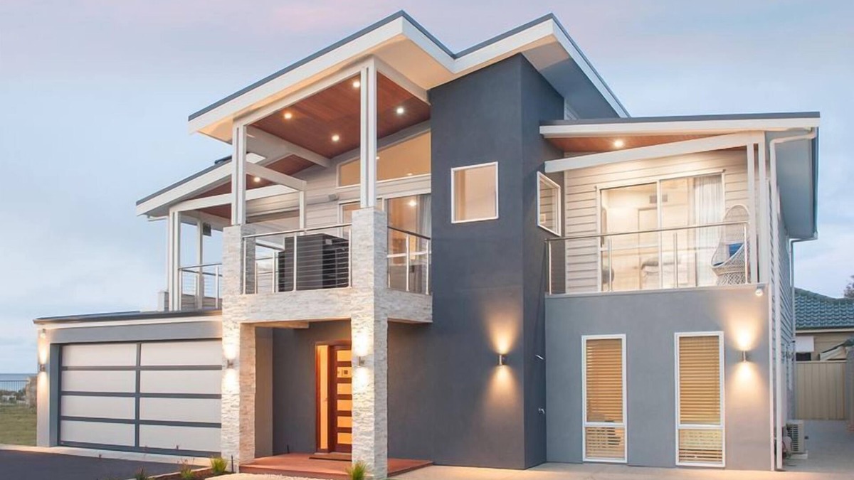 West Busselton House | Busselton Beach House "Luxury Beach Front & Spacious 2 Storey Home"