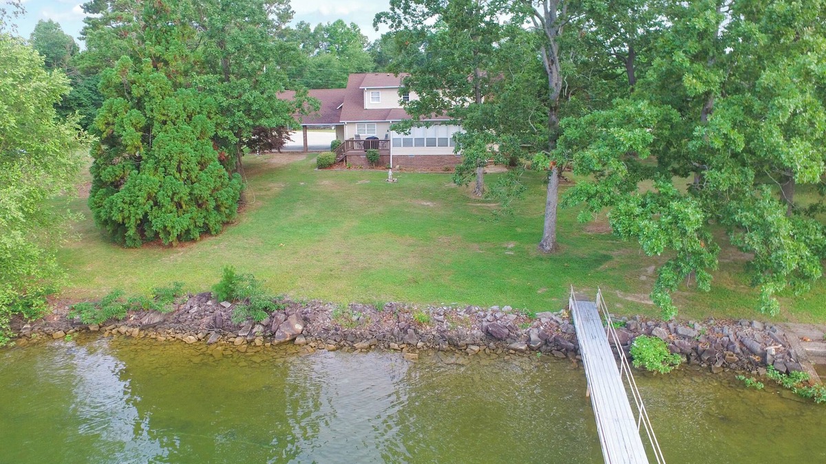 Arley House | Butler Branch Point: 4 BR, 2.5 BA in Arley, Sleeps 12