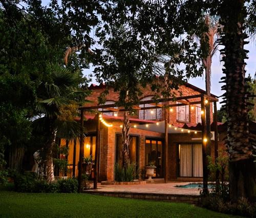 Klerksdorp House | Butlers Crown