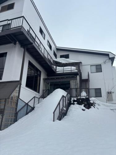 Otari-mura Hostel | Butter Hotel