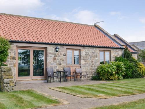 Ripley House | Buttercup Cottage